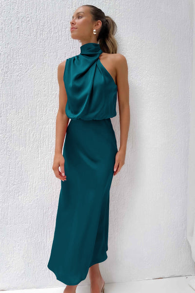 Valeria™ | Long Satin Dress with Halter Neck