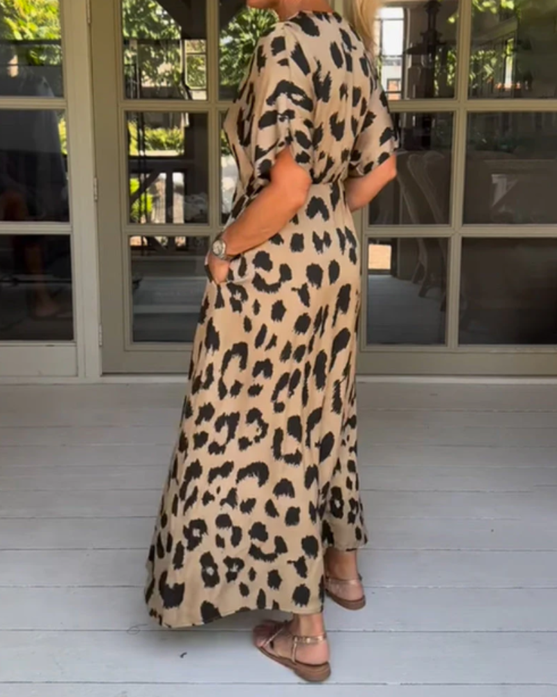 LEO – Leopard Print Dress