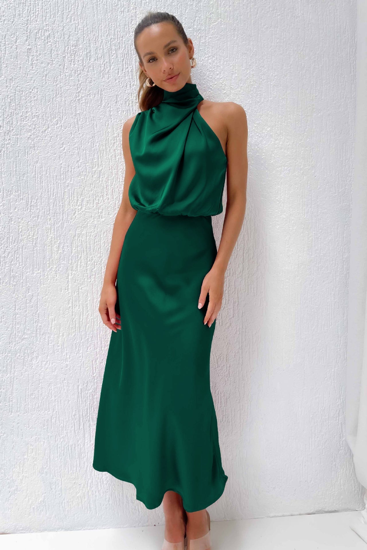 Valeria™ | Long Satin Dress with Halter Neck
