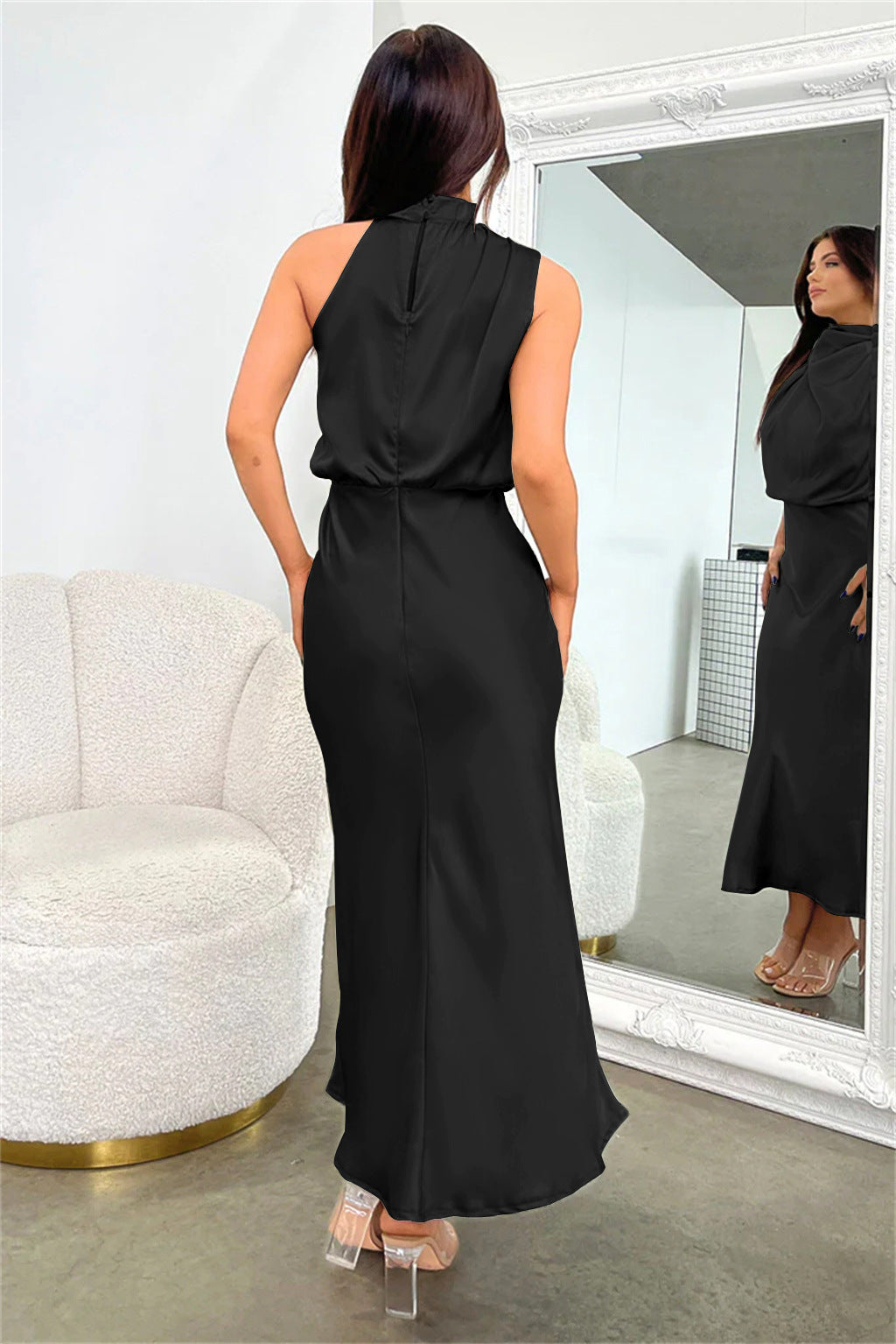 Valeria™ | Long Satin Dress with Halter Neck