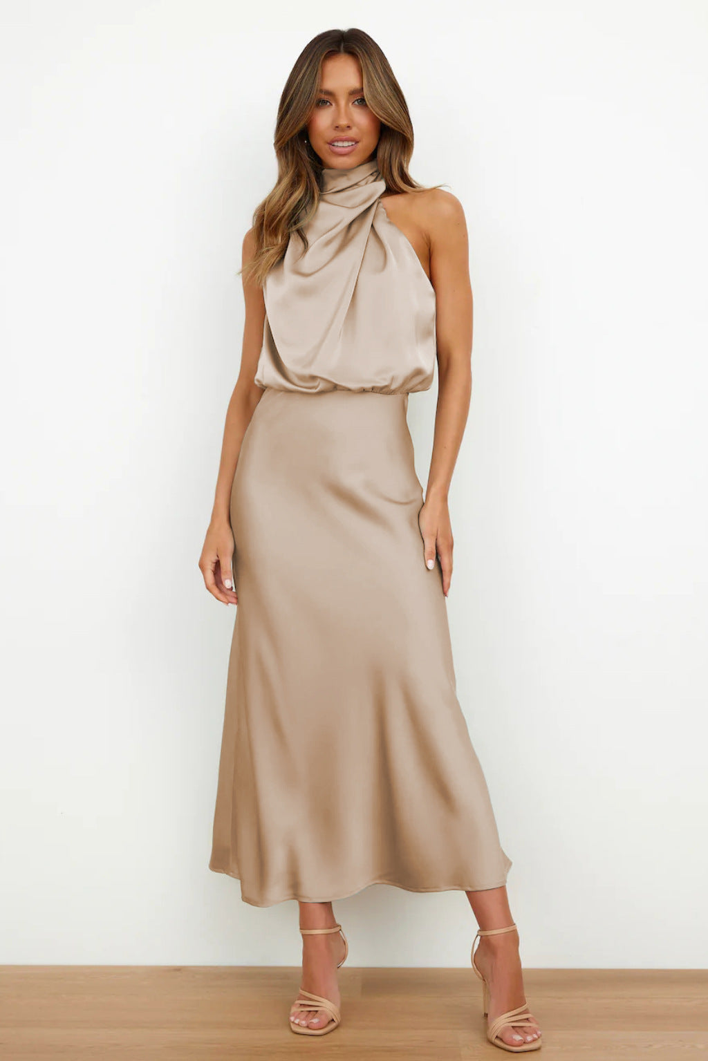 Valeria™ | Long Satin Dress with Halter Neck